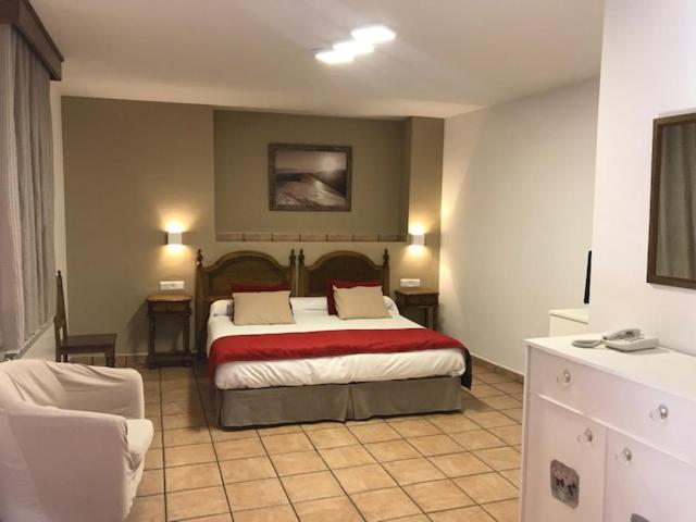 Hotel Patri Huéscar Zewnętrze zdjęcie