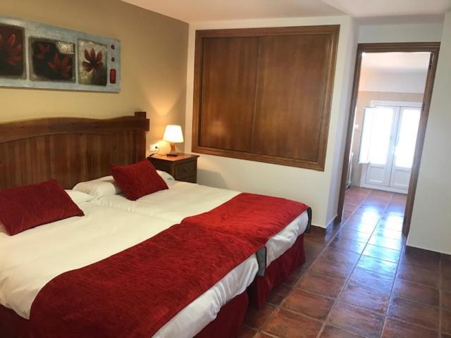 Hotel Patri Huéscar Zewnętrze zdjęcie
